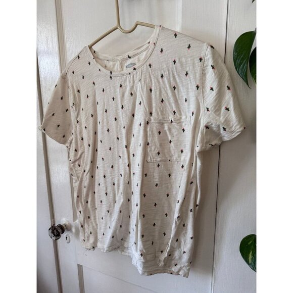 Old Navy boyfriend women’s size large small cactus T-shirt - Picture 2 of 7